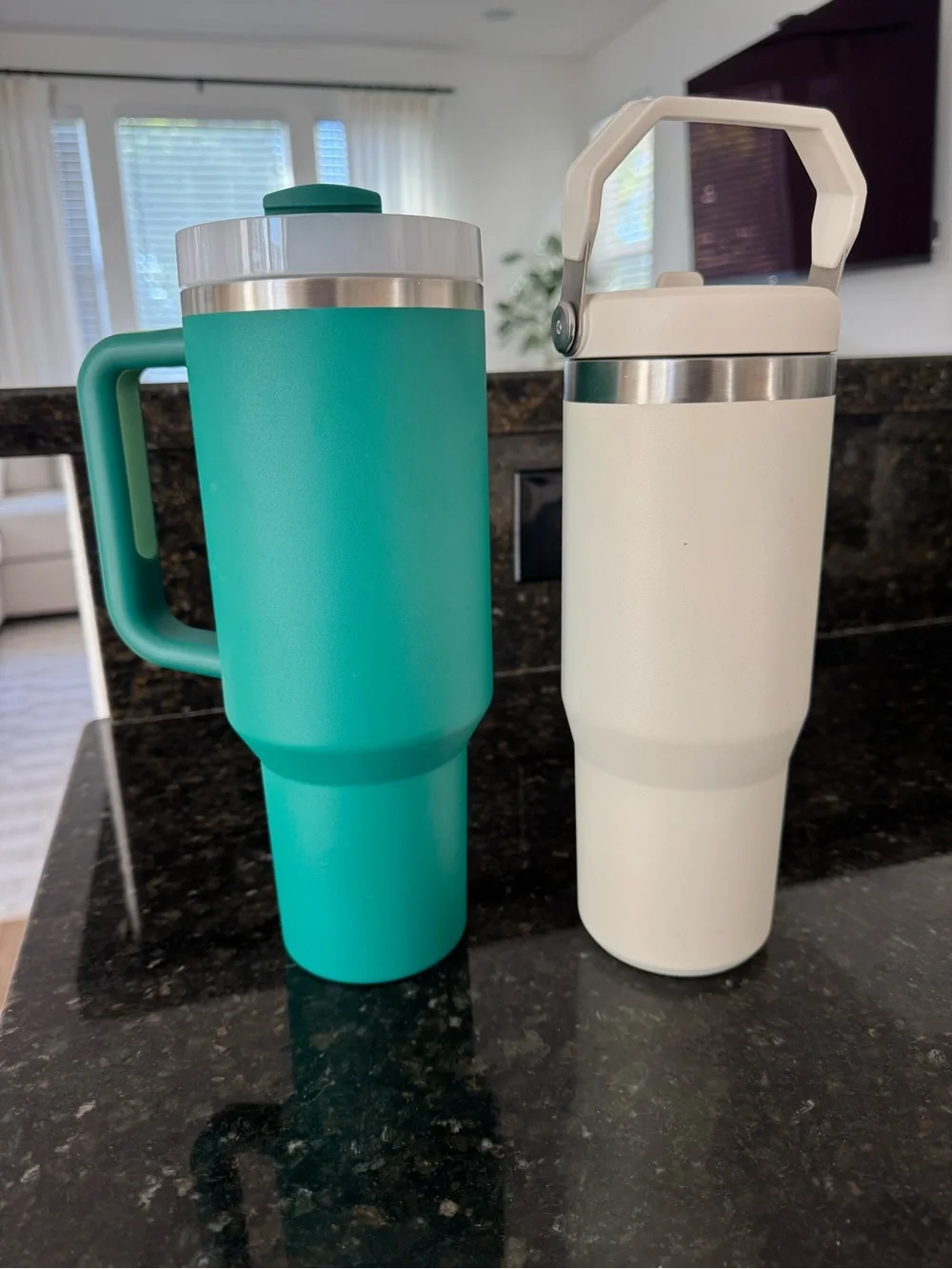 Stanley Green and Ivory Bundle! Insulated Travel Mug Duo. - Picture 2 of 2